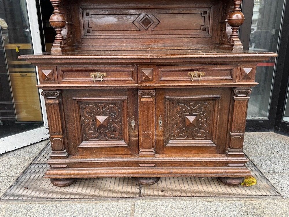 Anrichte bzw. Buffet, Eiche, Gründerzeit um 1890, Ansicht 2