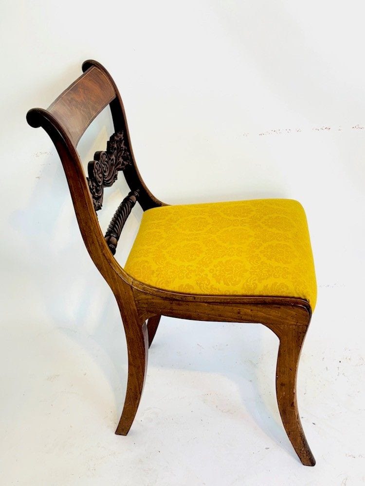 Biedermeier-Sitzgruppe, Tisch mit vier Stühlen, Mahagoni, Norddeutschland, um 1820, Ansicht 2