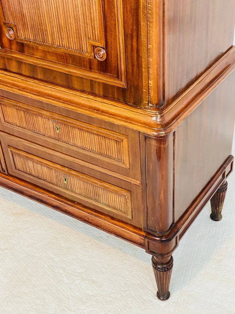 Aufsatzschrank im gustavianischen Stil, Mahagoni, Anfang 20. Jh., Ansicht 4
