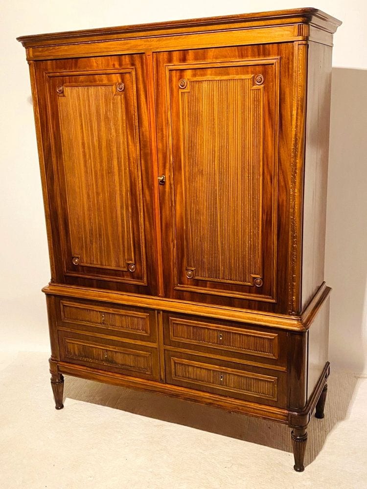 Aufsatzschrank im gustavianischen Stil, Mahagoni, Anfang 20. Jh., Ansicht 8