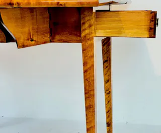 Biedermeier-Klapptisch, Arbeitstisch, Birke, Berlin um 1815, restauriert, Ansicht 4