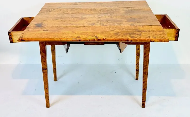 Biedermeier-Klapptisch, Arbeitstisch, Birke, Berlin um 1815, restauriert, Ansicht 5