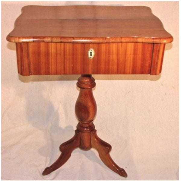Biedermeier-Nähtisch, Kirschholz, Thüringen um 1830