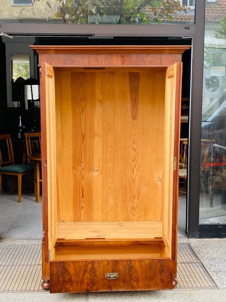 Gründerzeit-Kleiderschrank, Nussbaum, Berlin, um 1880, Ansicht 5