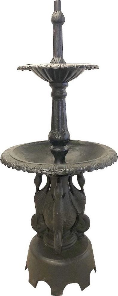 Etagenbrunnen mit drei Schwänen, Gusseisen, Ansicht 5