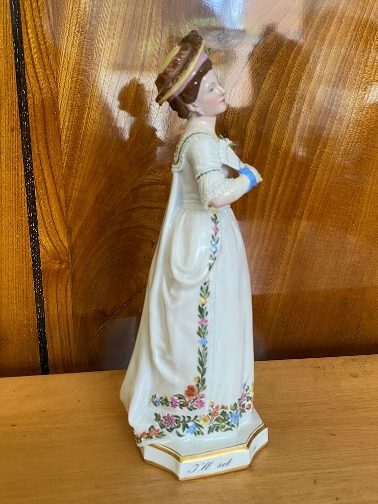 Meissen, Porzellanfigur „Ada Cavendish als Julia“, um 1890, Ansicht 2