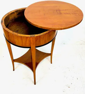 Biedermeier-Beistelltisch, Kirschbaum, Thüringen, um 1820, Ansicht 3