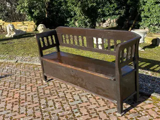 Biedermeier-Truhenbank, Kiefer, mit originaler Farbfassung, 19. Jh., Ansicht 2