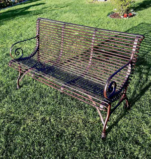 Französische Gartenbank SABOT, Dreisitzer, handgeschmiedet, Ansicht 3