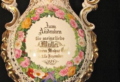 Biedermeier-Vase, Porzellan, Schumann Berlin, mit Widmung von 1854, Ansicht 3