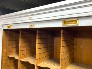 Großer antiker Rollladenschrank, Büroschrank, Nadelholz, weiß gefasst, Ansicht 5