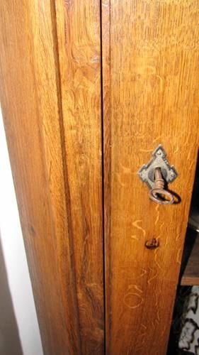 Biedermeier-Eckvitrine, Eiche, um 1850, Ansicht 4