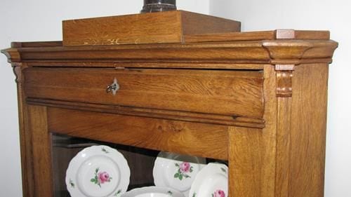 Biedermeier-Eckvitrine, Eiche, um 1850, Ansicht 5