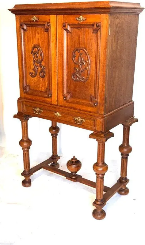 Kabinettschränkchen, Besteck- bzw. Dokumentenschrank, Eiche, Gründerzeit, Berlin um 1880, Ansicht 6