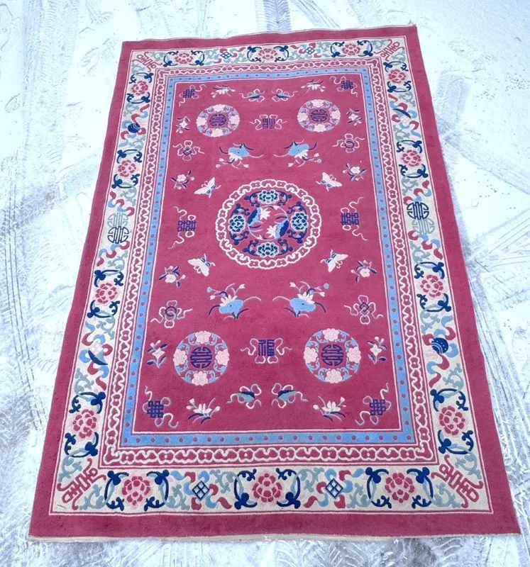 Peking-Teppich mit Shou-Medaillon, handgeknüpft, China ca. 1950