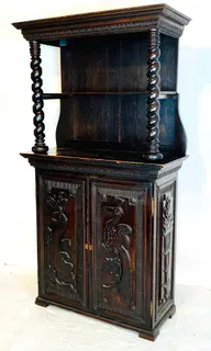 Barocker Kannenstock, Hochbord mit offenem Aufsatz, Mischholz, Frankreich, Ende 18. Jh.