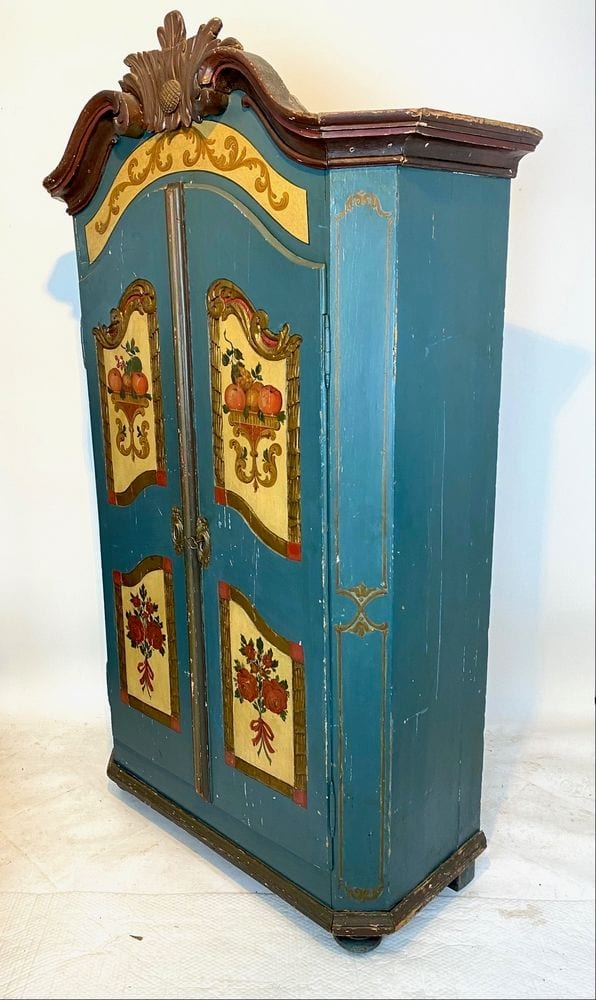 Gefasster Bauernschrank, Barock, Süddeutschland, 18. Jh.