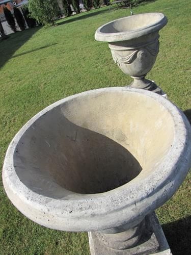 Große Amphorenvase aus Steinguss, Pflanzvase (1 von 2), Ansicht 4