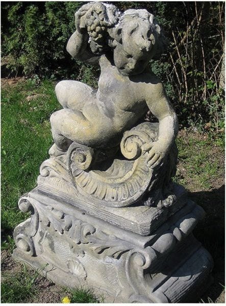 Große Figurengruppe aus Stein, Putti als Vier Jahreszeiten