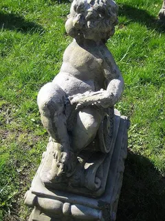 Große Figurengruppe aus Stein, Putti als Vier Jahreszeiten, Ansicht 6