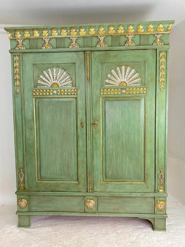 Bremer Sonnenschrank, um 1790, originale Fassung freigelegt