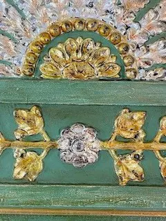 Bremer Sonnenschrank, um 1790, originale Fassung freigelegt, Ansicht 4