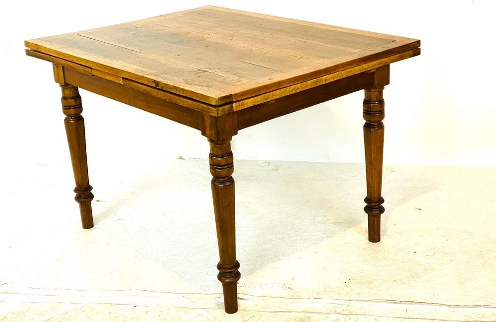 Gründerzeit-Ausziehtisch, Nussbaum massiv, Sachsen um 1880, Ansicht 3