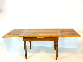 Gründerzeit-Ausziehtisch, Nussbaum massiv, Sachsen um 1880, Ansicht 4