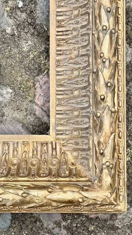Großer vergoldeter Rahmen im Louis-seize-Stil, Holz geschnitzt, Frankreich, 19. Jh., Ansicht 3
