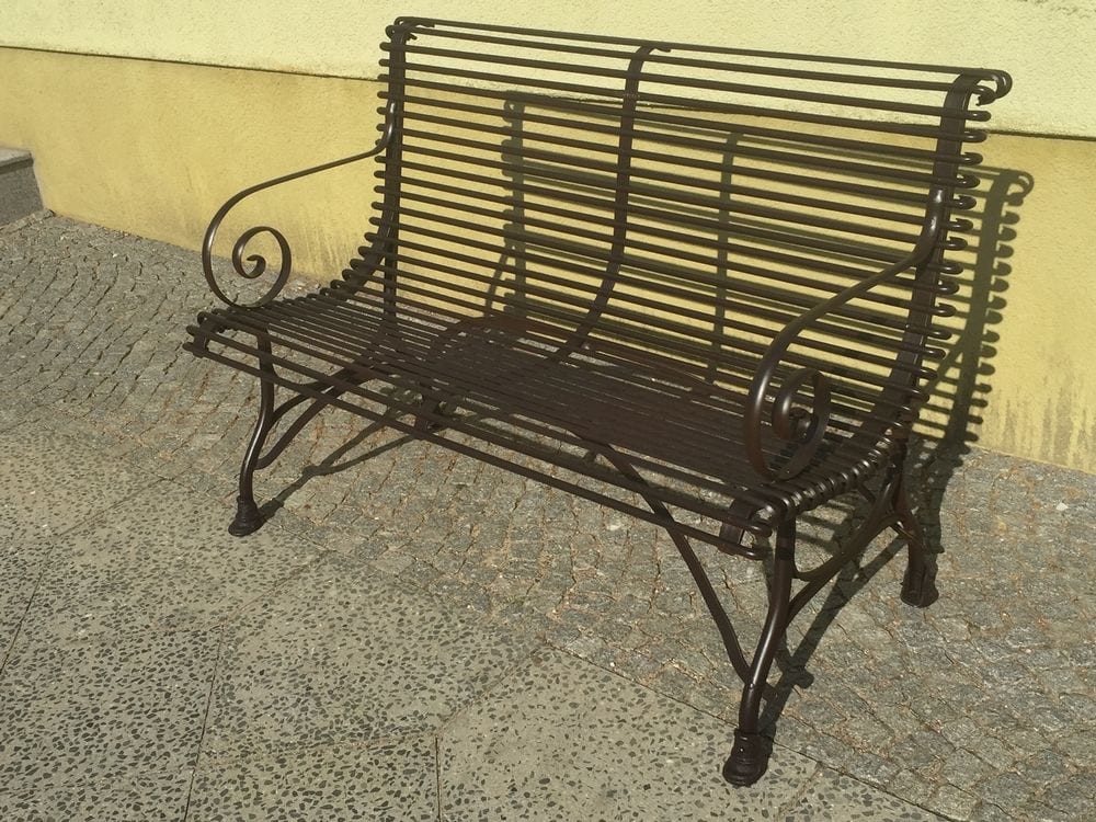 Französische Gartenbank SABOT, Zweisitzer, handgeschmiedet, Ansicht 1