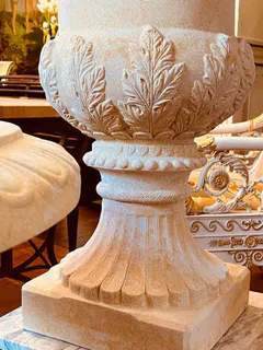 Große Gartenamphore, Sandsteinguss, im klassizistischen Stil, Ansicht 5