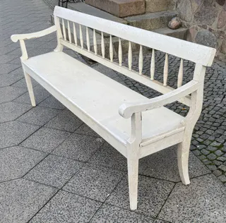 Biedermeier-Küchenbank, Nadelholz mit weißer Fassung, um 1830, Ansicht 1