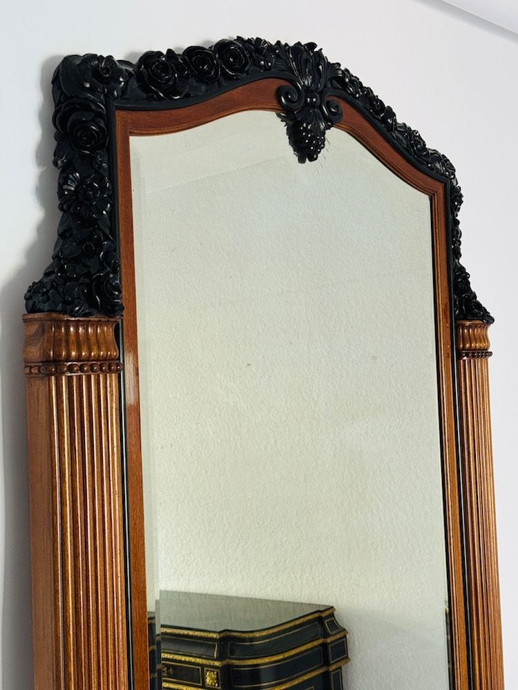 Große Spiegelkommode, Frisierkommode, Nussbaum, Art Déco, 1920er Jahre, Ansicht 3