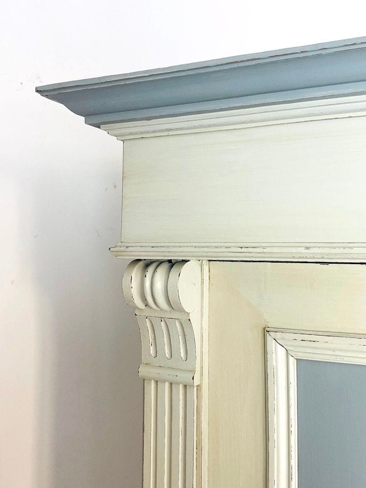 Gründerzeit-Kleiderschrank, weiß-grau gefasst, um 1880, Ansicht 4