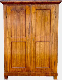 Biedermeier-Kleiderschrank, Nussbaum, Süddeutschland, um 1820, Ansicht 1