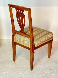 Klassizistischer Stuhl, Kirschbaum, um 1810, Ansicht 4