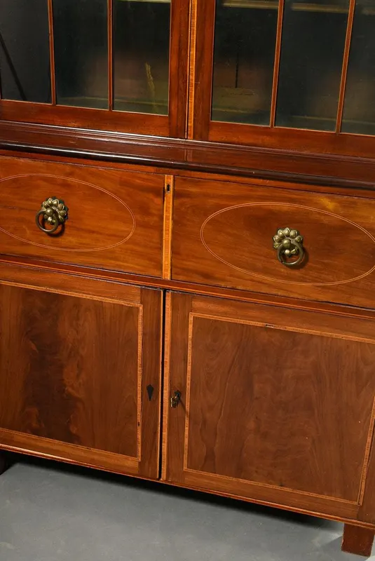 Viktorianischer Schreibschrank mit Aufsatzvitrine, Mahagoni, England, Ende 19. Jh., Ansicht 3