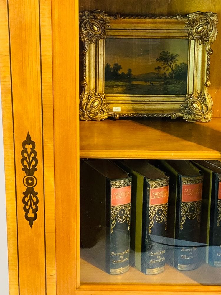 Bücherschrank im Biedermeier-Stil, Kirschbaum, Anfang 20. Jh., Ansicht 4