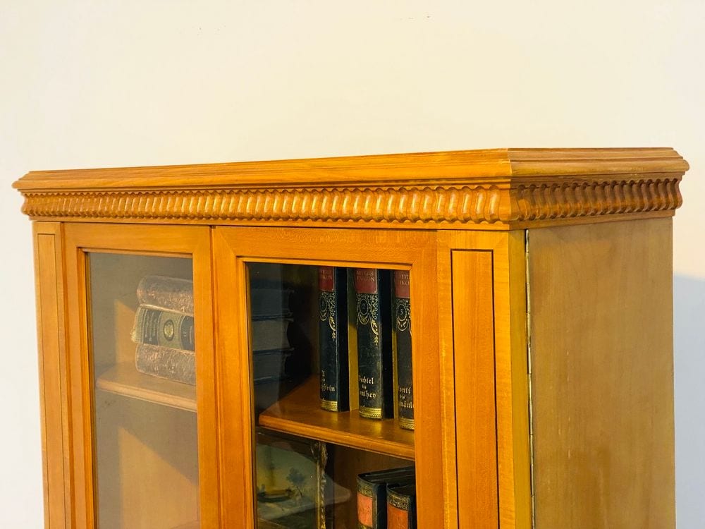 Bücherschrank im Biedermeier-Stil, Kirschbaum, Anfang 20. Jh., Ansicht 6