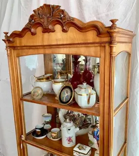 Dreiseitig verglaste Biedermeier-Vitrine, Kirsche, Schlesien um 1840, Ansicht 3