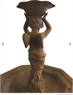 Etagen-Springbrunnen aus Gusseisen mit Engelsfigur, Ansicht 3