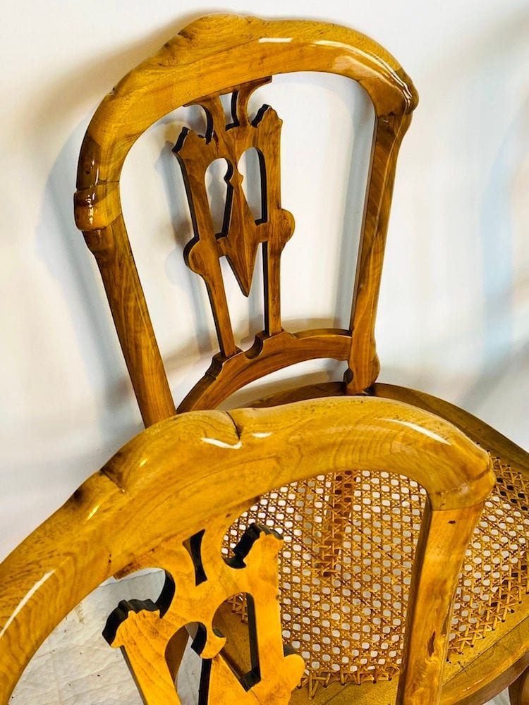 Satz von vier Biedermeier-Stühlen, Nussbaum, um 1840, Ansicht 4