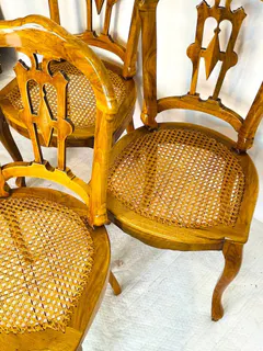 Satz von vier Biedermeier-Stühlen, Nussbaum, um 1840, Ansicht 5