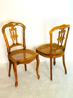 Satz von vier Biedermeier-Stühlen, Nussbaum, um 1840, Ansicht 7