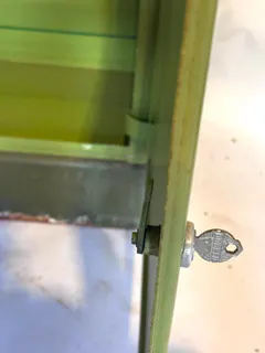 Arztschrank aus Metall, grün, 1950er/60er Jahre, Ansicht 7