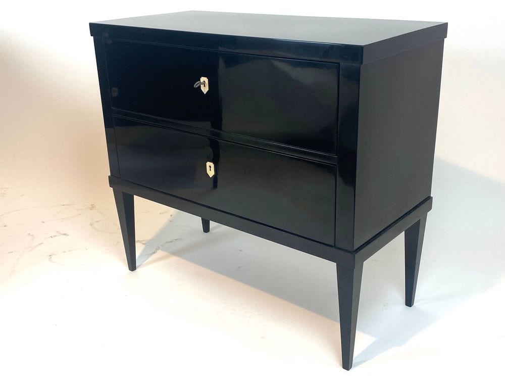 Paar ebonisierte Biedermeier-Kommoden, Schellackpolitur, deutsch, 19. Jh., Ansicht 6