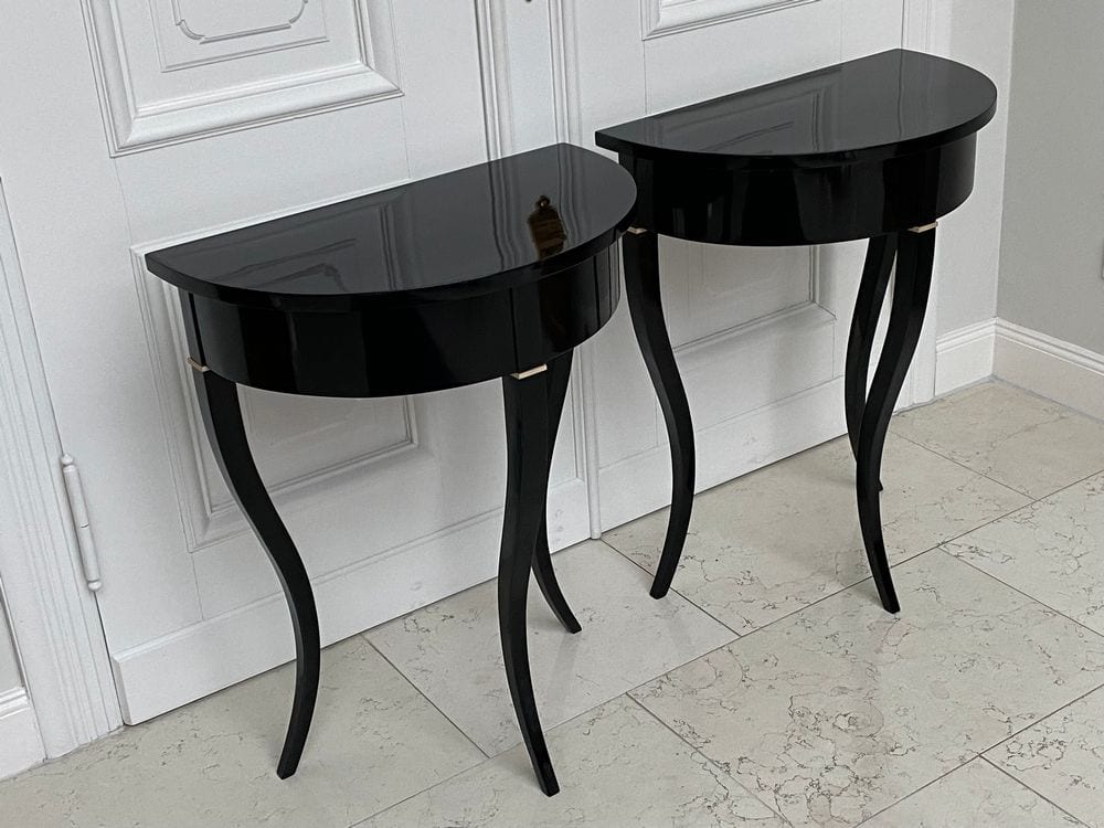 Paar Biedermeier-Demi-Lune-Tischchen, ebonisiert, schellackpoliert, Ansicht 2