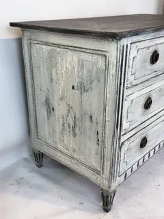 Klassizistische Kommode mit weißer Fassung, um 1800, Ansicht 6