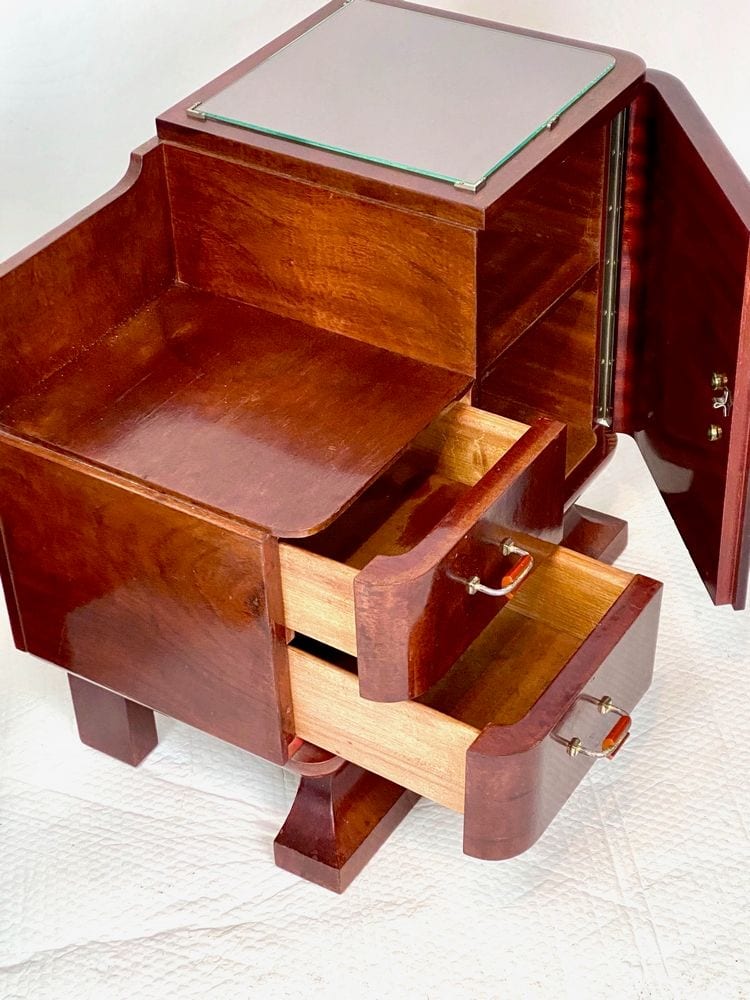 Paar Art-Déco-Nachtschränke, Vogelahorn und Mahagoni furniert, um 1930, Ansicht 3