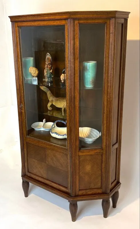 Dreiseitenvitrine, Eiche, neoklassizistisch, um 1910, Ansicht 2